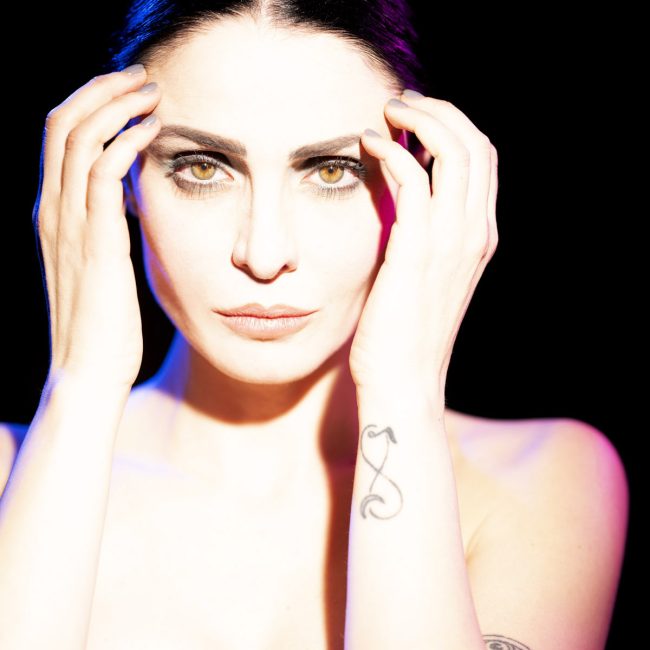 Federica Luna Vincenti / Goldenart.